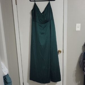 Elegant Deep Green Maxi Dress
